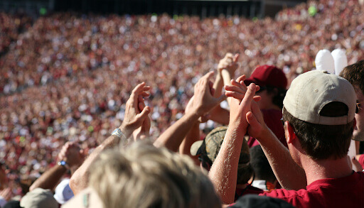 Engaging With Sports Fans In The Digital Age.